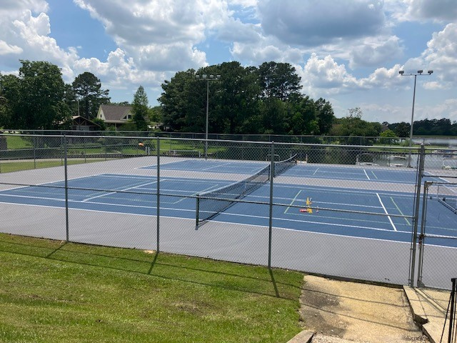 Tennis/Pickleball Courts